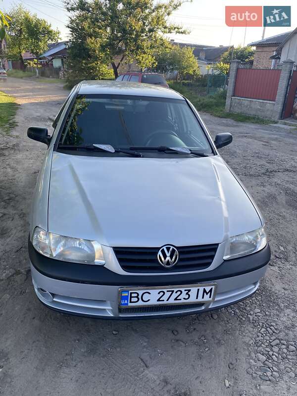 Хэтчбек Volkswagen Pointer 2004 в Сокале