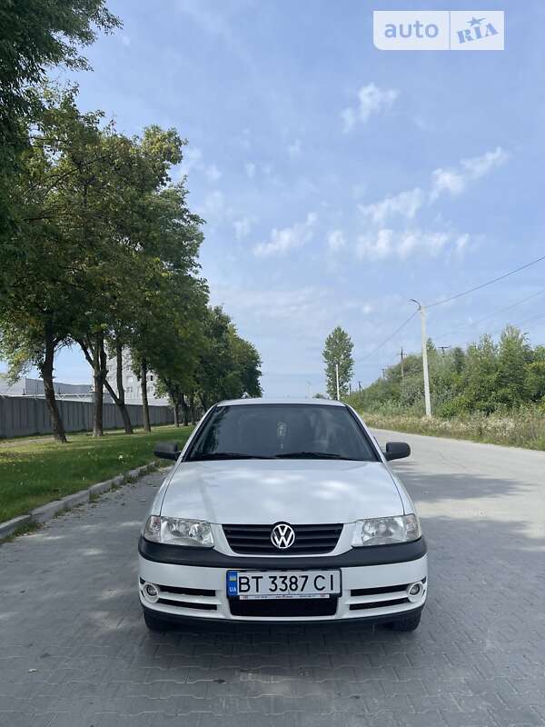 Хэтчбек Volkswagen Pointer 2004 в Львове