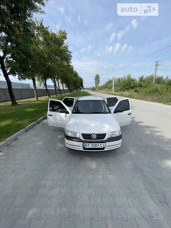 Хэтчбек Volkswagen Pointer 2004 в Львове