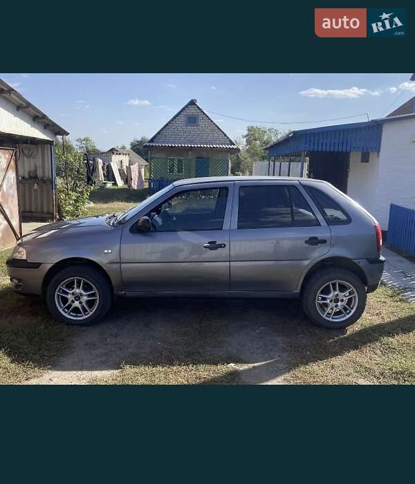 Хэтчбек Volkswagen Pointer 2005 в Городище