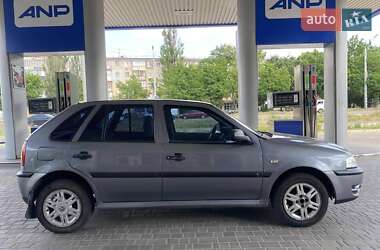 Хэтчбек Volkswagen Pointer 2005 в 