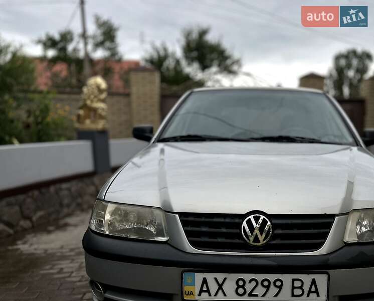 Хэтчбек Volkswagen Pointer 2004 в Харькове