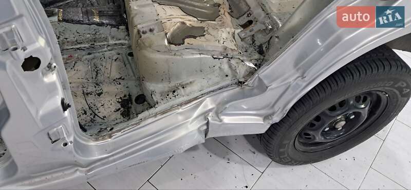 Хетчбек Volkswagen Pointer 2004 в Одесі