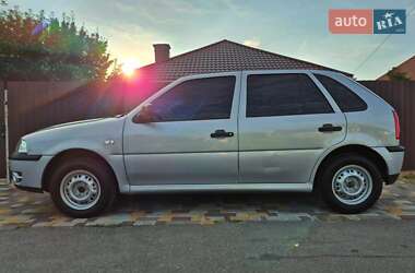 Хэтчбек Volkswagen Pointer 2004 в 