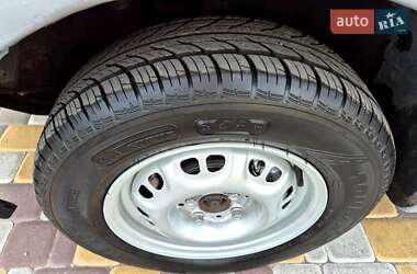 Хэтчбек Volkswagen Pointer 2004 в 