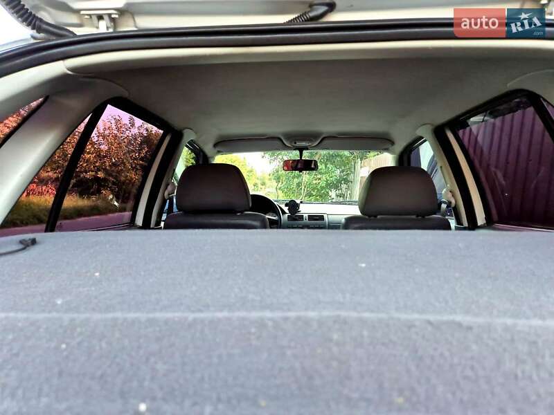 Хэтчбек Volkswagen Pointer 2004 в Обухове фото 23 Хэтчбек Volkswagen Pointer 2004 в Обухове