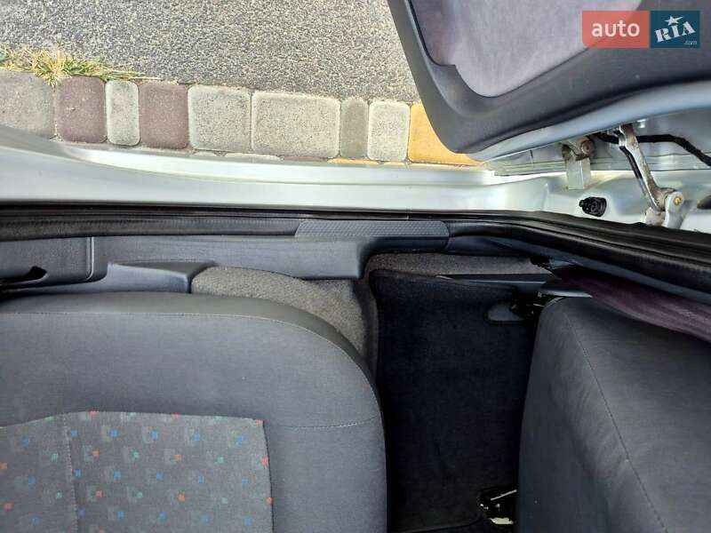 Хэтчбек Volkswagen Pointer 2004 в Обухове фото 36 Хэтчбек Volkswagen Pointer 2004 в Обухове