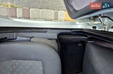 Хэтчбек Volkswagen Pointer 2004 в 