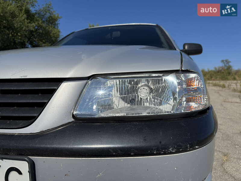 Хетчбек Volkswagen Pointer 2005 в Запоріжжі