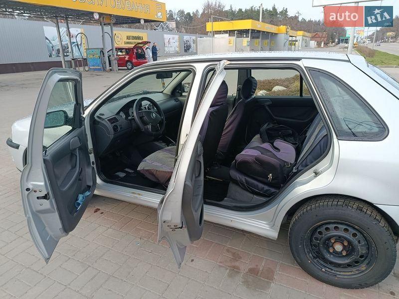 Хетчбек Volkswagen Pointer 2006 в Броварах
