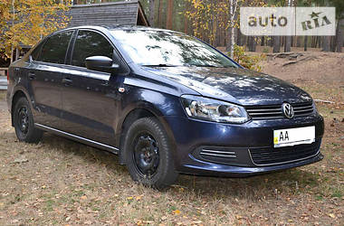 Седан Volkswagen Polo 2011 в 