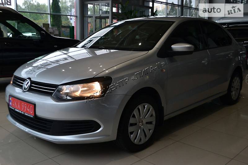 Седан Volkswagen Polo 2012 в Хмельницком