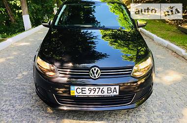 Седан Volkswagen Polo 2013 в Черновцах
