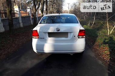 Седан Volkswagen Polo 2013 в Виннице