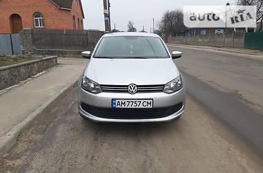 Седан Volkswagen Polo 2013 в Олевске