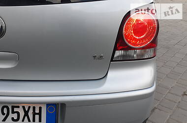 Хэтчбек Volkswagen Polo 2009 в Ивано-Франковске