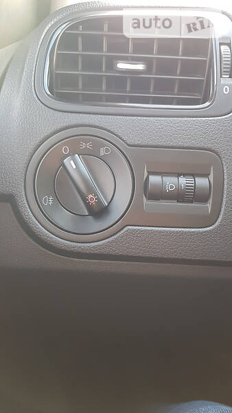 Седан Volkswagen Polo 2016 в Дніпрі