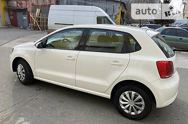 Хетчбек Volkswagen Polo 2013 в 