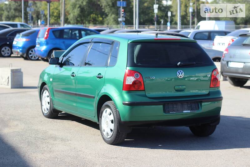 Хетчбек Volkswagen Polo 2004 в Запоріжжі