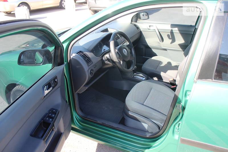 Хетчбек Volkswagen Polo 2004 в Запоріжжі