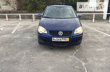 Купе Volkswagen Polo 2009 в 