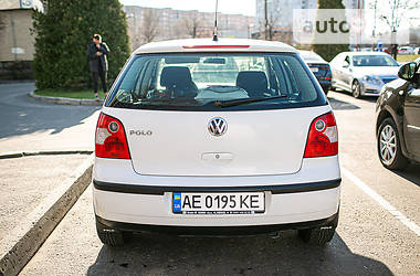 Хетчбек Volkswagen Polo 2003 в 