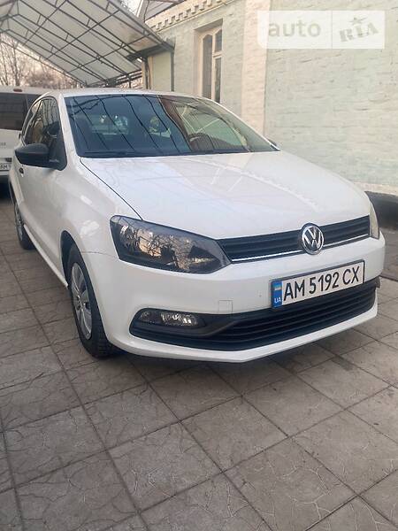 Хетчбек Volkswagen Polo 2015 в Ружині