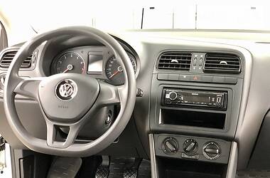 Седан Volkswagen Polo 2017 в Сумах