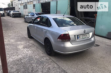 Седан Volkswagen Polo 2011 в 