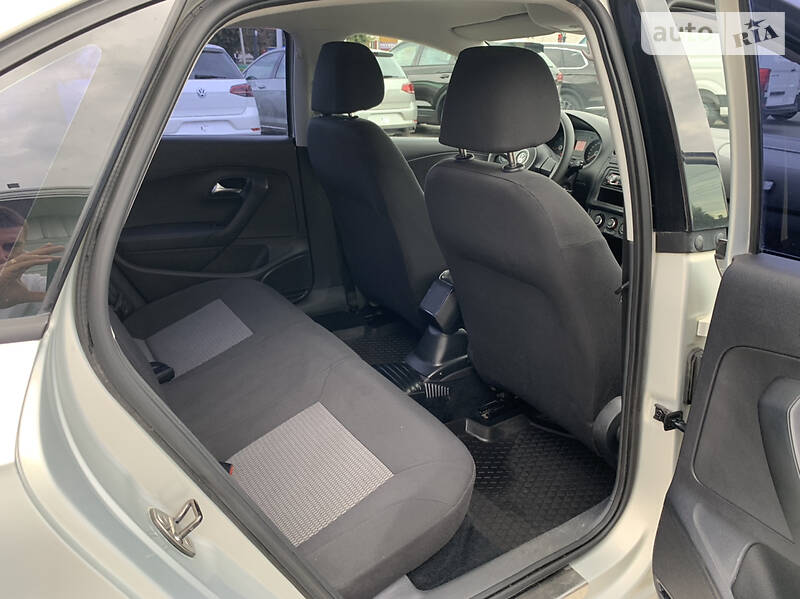 Седан Volkswagen Polo 2011 в Хмельницькому