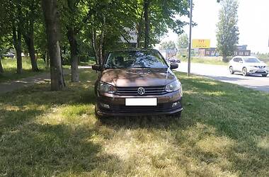 Седан Volkswagen Polo 2016 в Киеве
