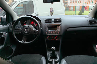 Седан Volkswagen Polo 2013 в Днепре