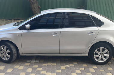 Седан Volkswagen Polo 2011 в Виннице