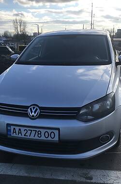 Седан Volkswagen Polo 2013 в Киеве