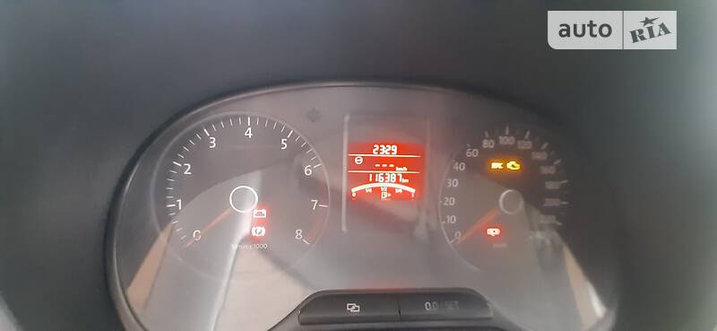 Седан Volkswagen Polo 2013 в Великому Березному