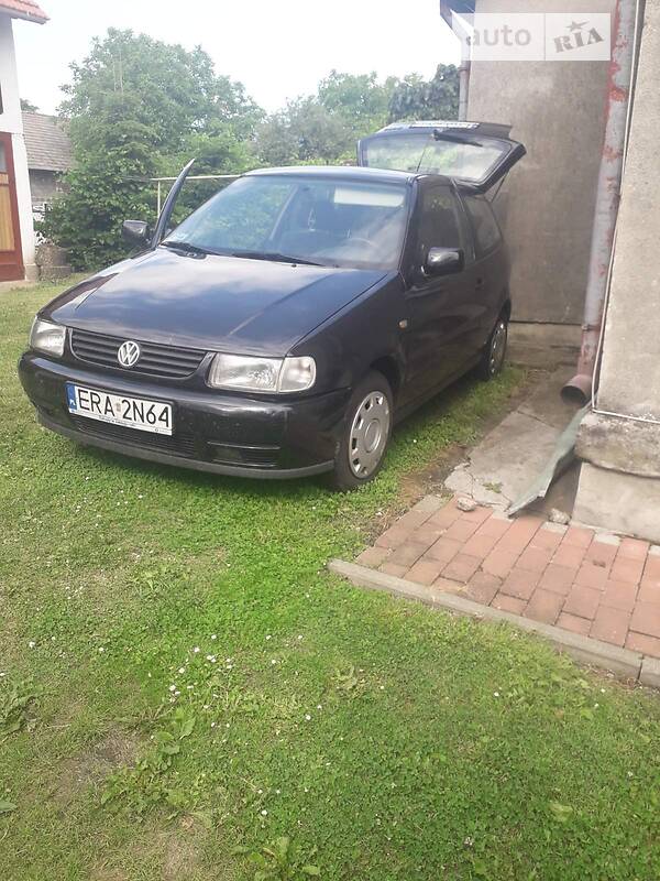 Хетчбек Volkswagen Polo 1999 в Городку