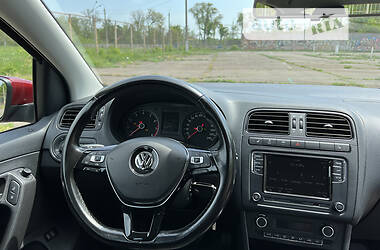 Седан Volkswagen Polo 2017 в Кривом Роге