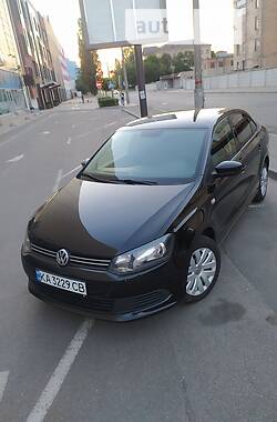 Седан Volkswagen Polo 2013 в Киеве