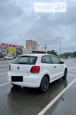 Хетчбек Volkswagen Polo 2013 в Сумах