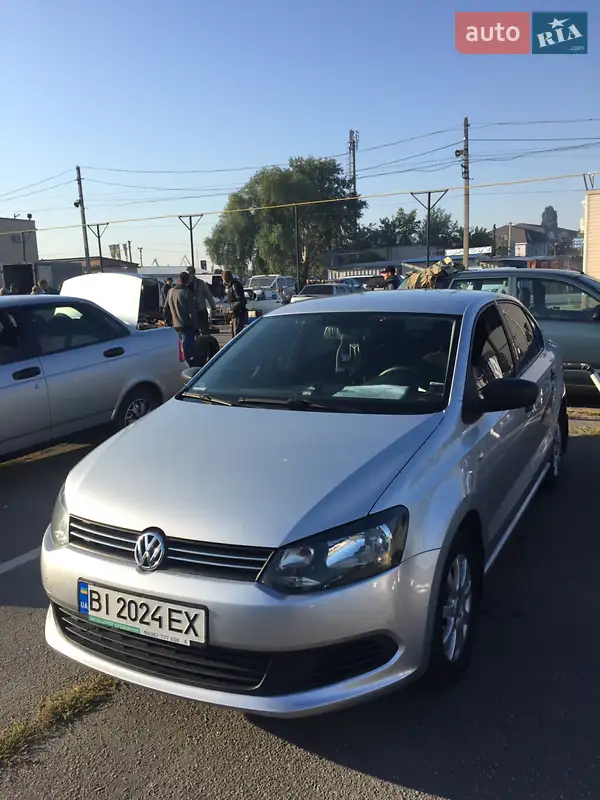 Volkswagen Polo 2011 VIN XW8ZZZ61ZCG027646 фото оголошення 50 з 82