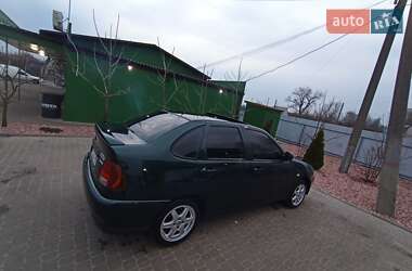 Седан Volkswagen Polo 1997 в Барышевке