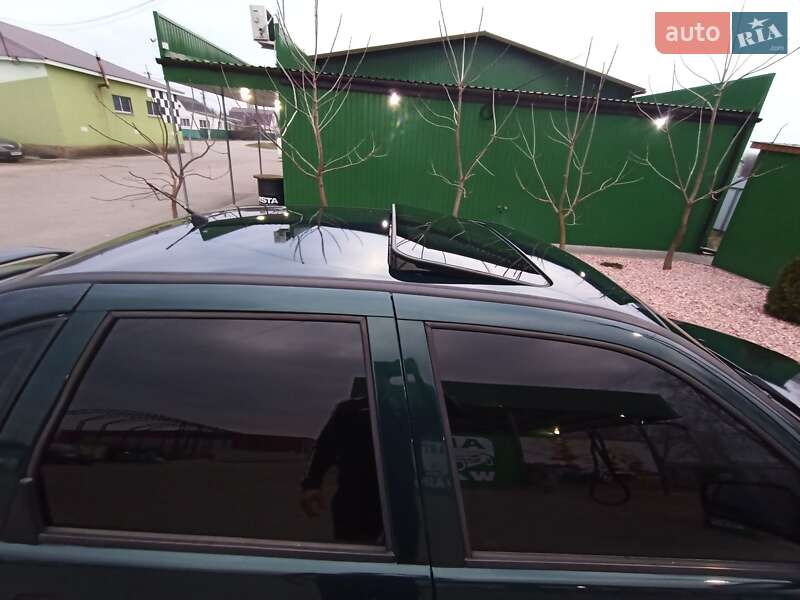 Седан Volkswagen Polo 1997 в Барышевке