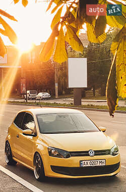 Хэтчбек Volkswagen Polo 2011 в Черновцах