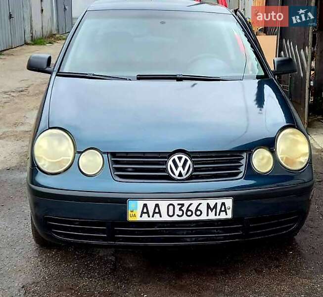 Хетчбек Volkswagen Polo 2004 в Києві