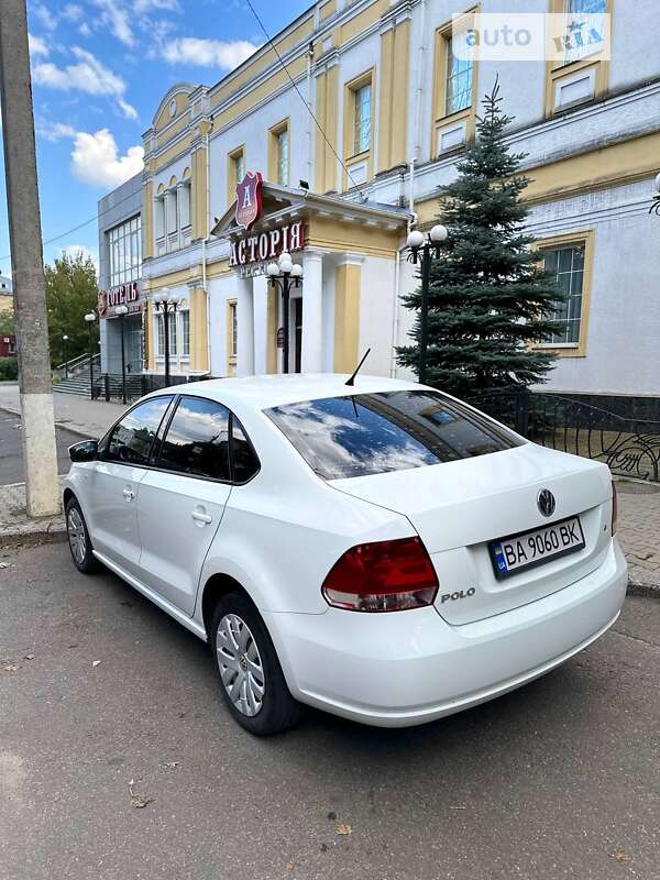 Седан Volkswagen Polo 2014 в Николаеве