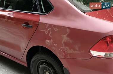 Седан Volkswagen Polo 2013 в Ровно