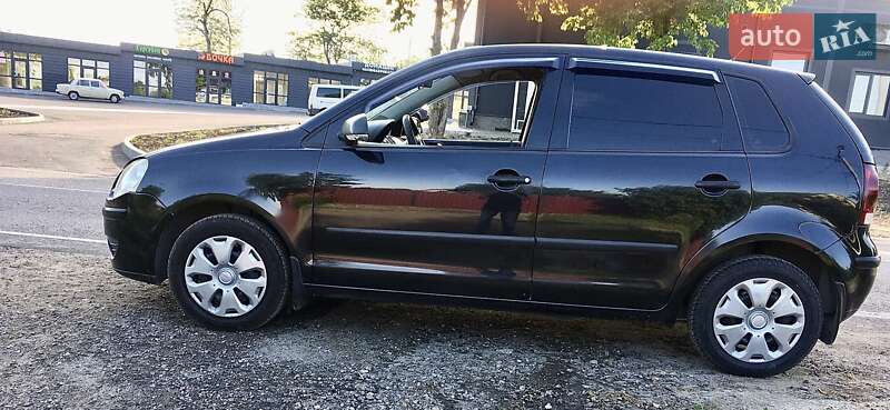 Хэтчбек Volkswagen Polo 2008 в Запорожье