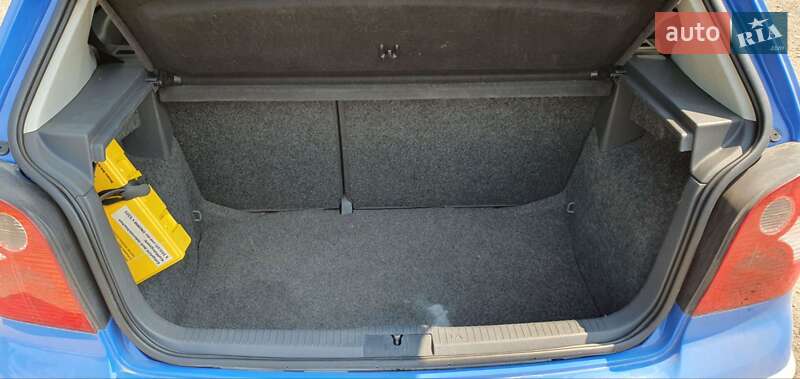 Хетчбек Volkswagen Polo 2002 в Хусті