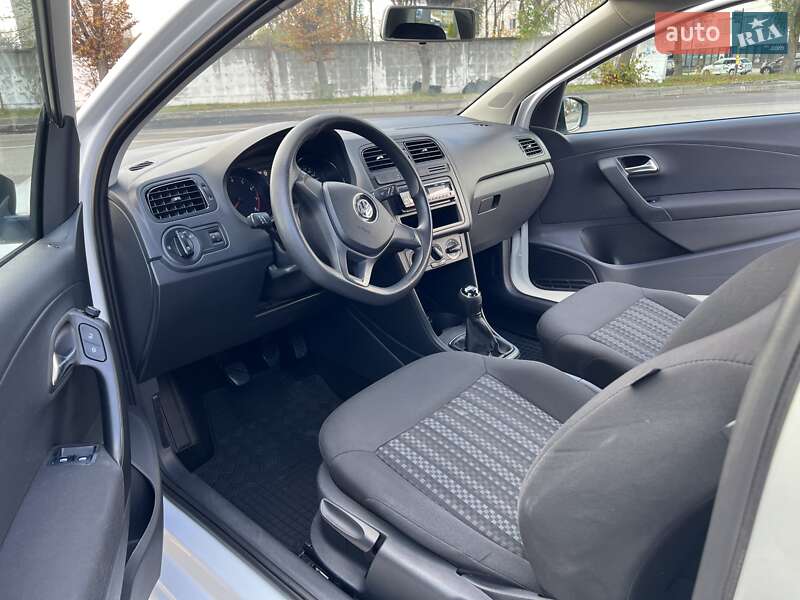 Хетчбек Volkswagen Polo 2016 в Львові