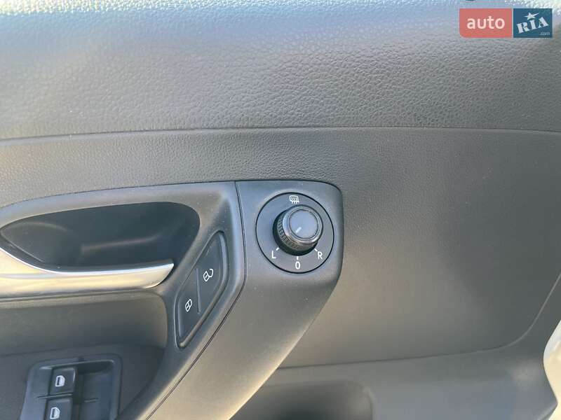 Хетчбек Volkswagen Polo 2016 в Львові